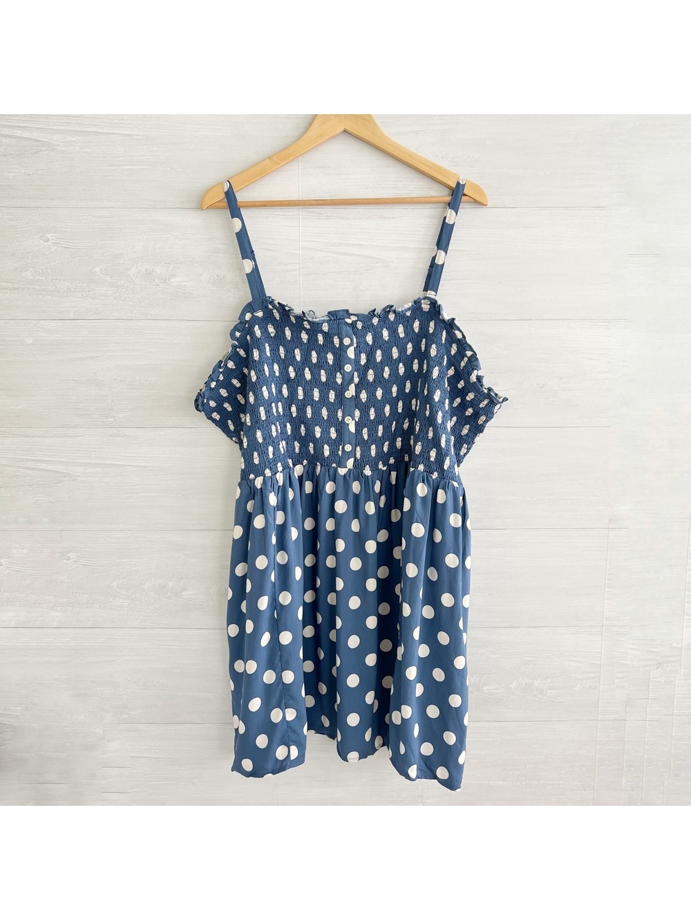 Torrid 6 6X Blue White Polka Dot Smocked Babydoll Tank Top NWT Plus Size